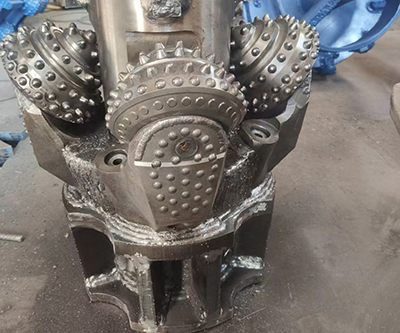 0.5米通風(fēng)孔擴孔反井施工